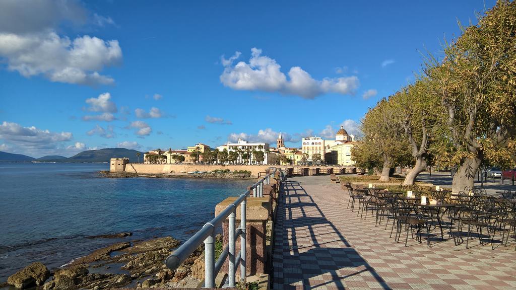 Hotel Antonhouse Alghero Exterior foto